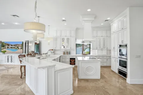 $3,800,000 | 4700 Northeast 29th Avenue, Fort Lauderdale, FL 33308