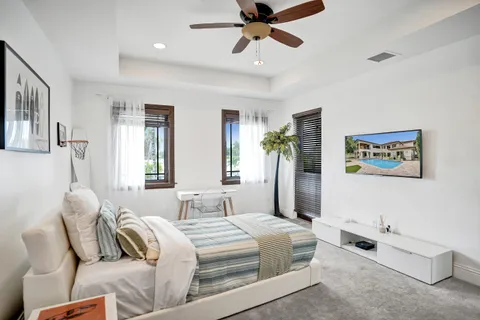 $3,800,000 | 4700 Northeast 29th Avenue, Fort Lauderdale, FL 33308