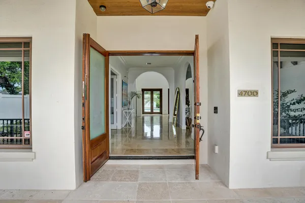 $3,800,000 | 4700 Northeast 29th Avenue, Fort Lauderdale, FL 33308