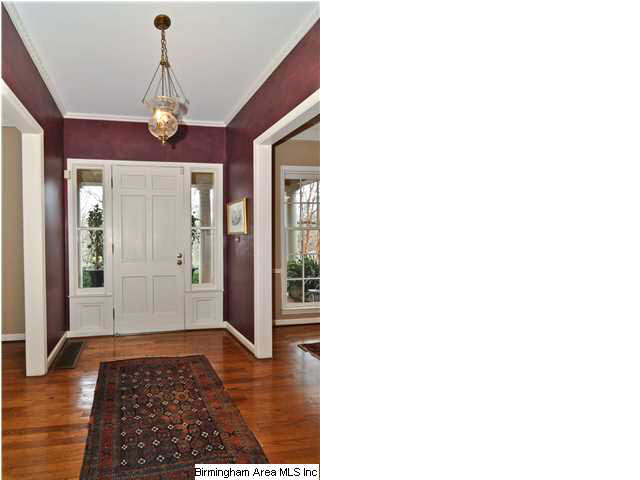 4525 Dolly Ridge Road Birmingham, AL 35243 - Photo 3 of 32