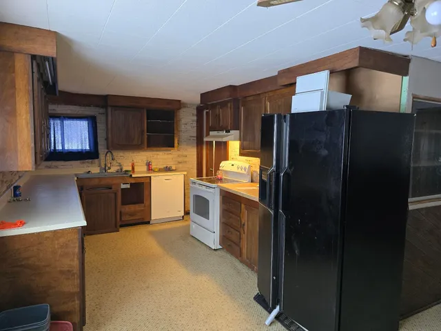 $119,900 | 62 West Main Street, Milo, ME 04463