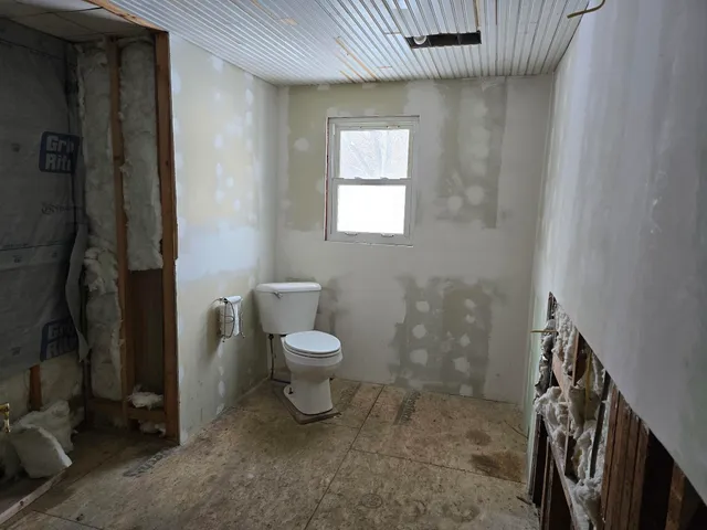 $119,900 | 62 West Main Street, Milo, ME 04463