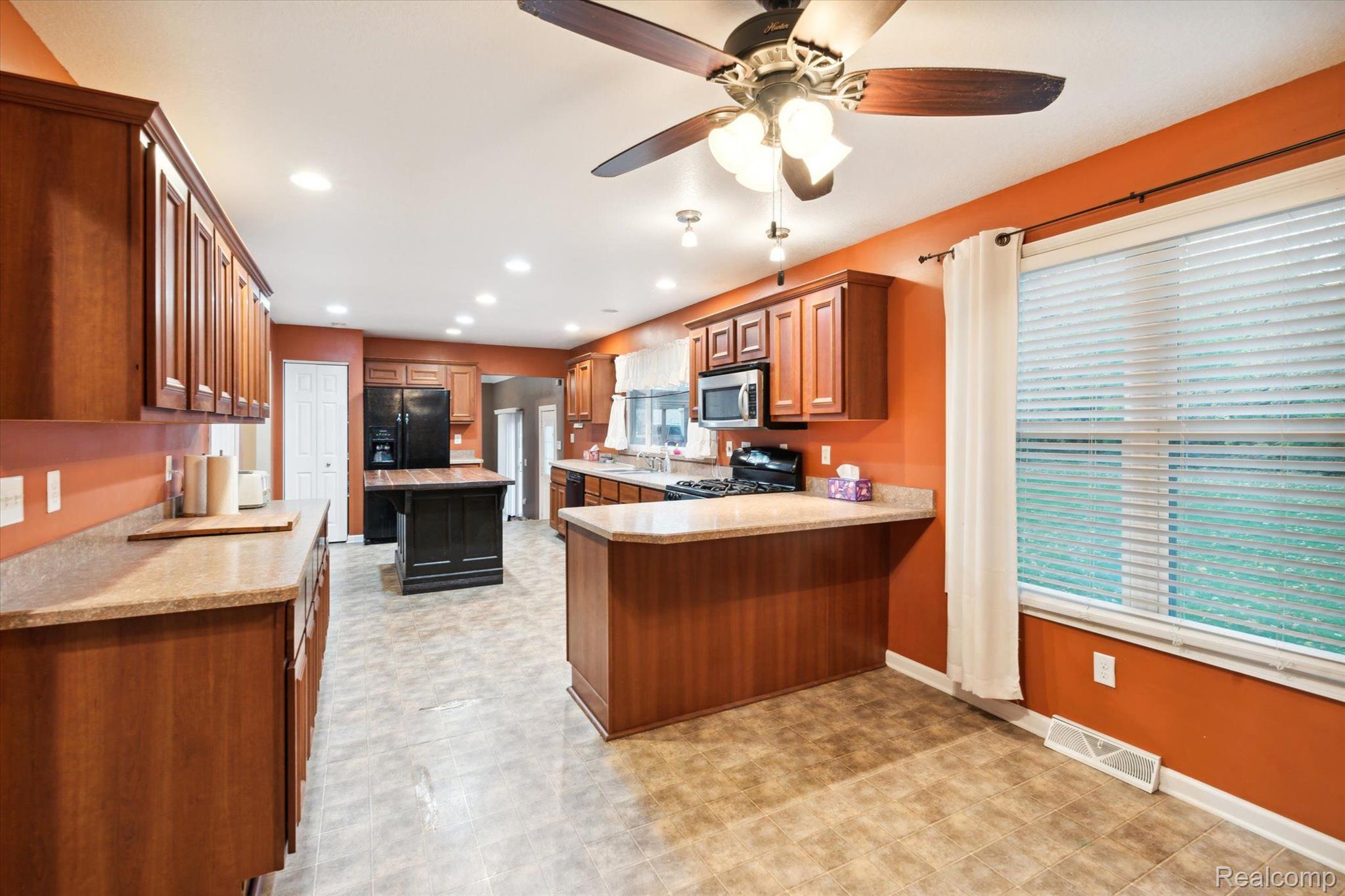 6361 Swiss Garden Road Temperance, MI 48182 - Photo 24 of 52 Gallery Image 24