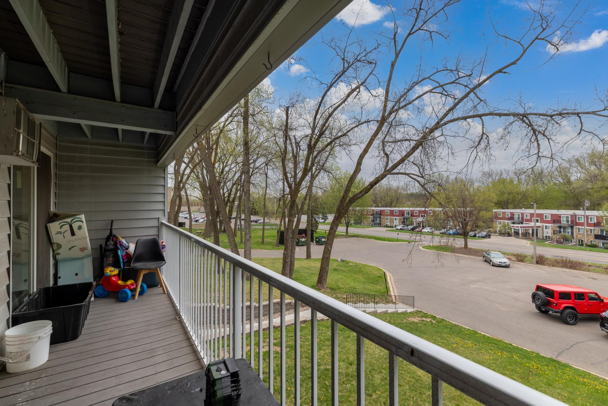 175 County Rd B2 East, Unit 203 Little Canada, MN 55117 - Photo 8 of 27