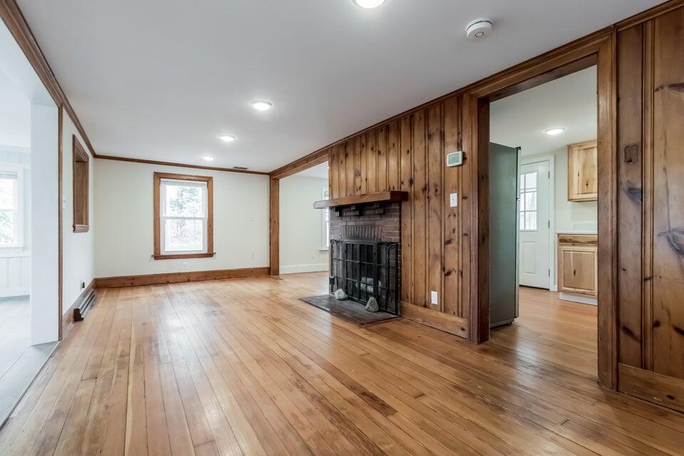 47 Anglers Road Windham, ME 04062 - Photo 15 of 36 20220417003934060169000000-o