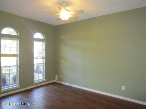 7674 Spring Branch Court Jacksonville, FL 32221 - Photo 3 of 15 LIVING ROOM