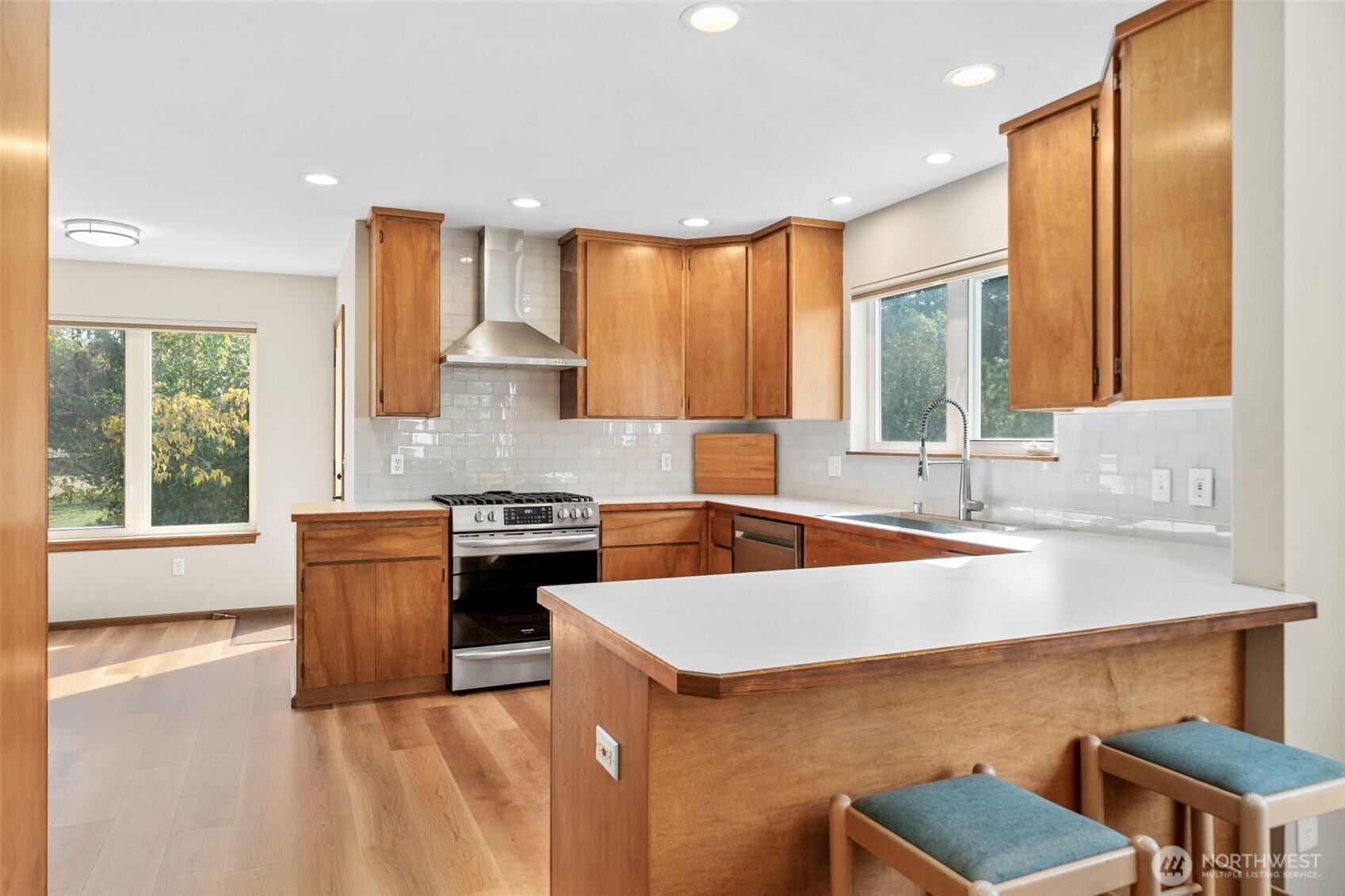 212 Bluegrass Lane Sequim, WA 98382 - Photo 12 of 39