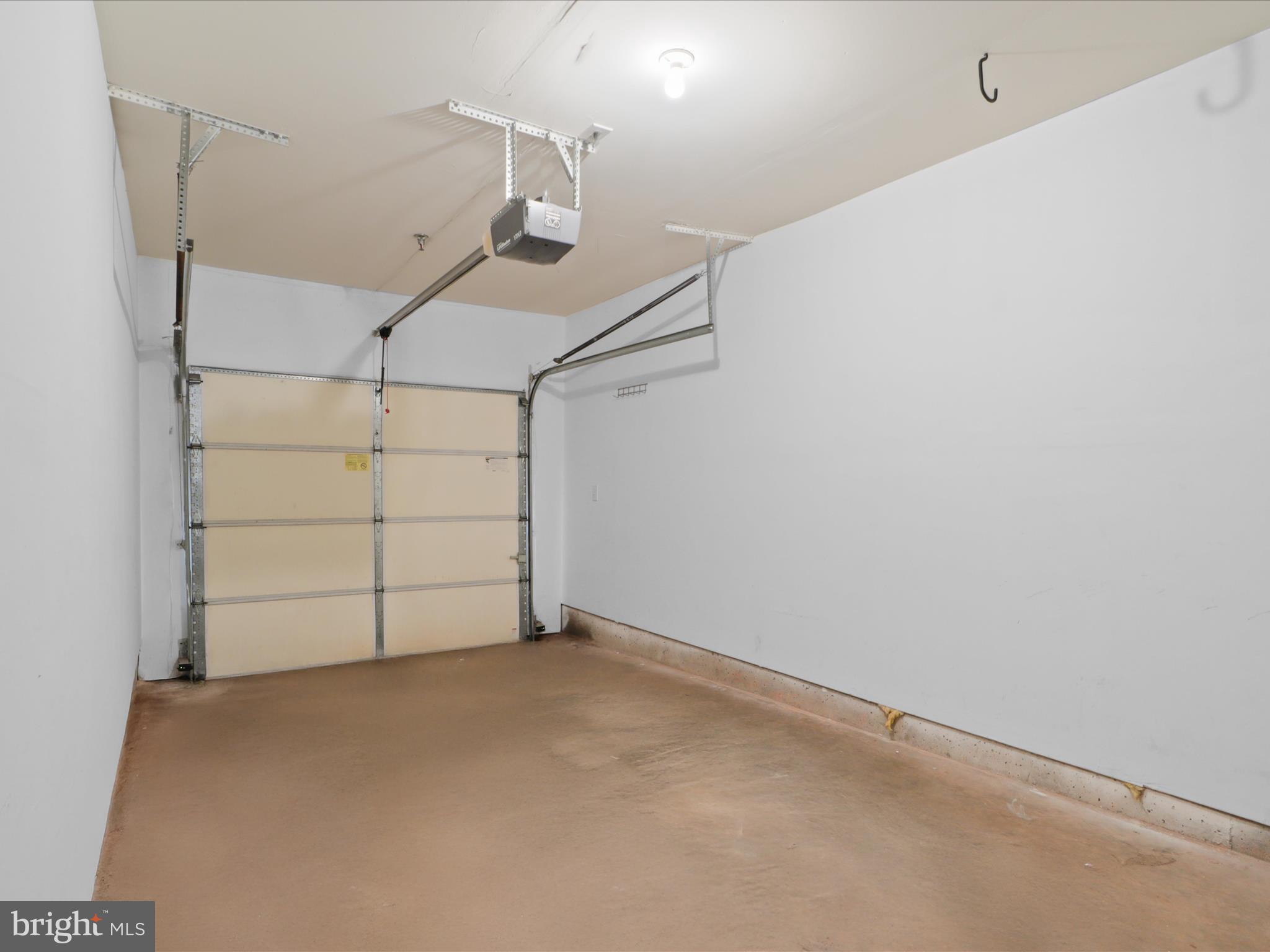 4574 Superior Square Fairfax, VA 22033 - Photo 24 of 44