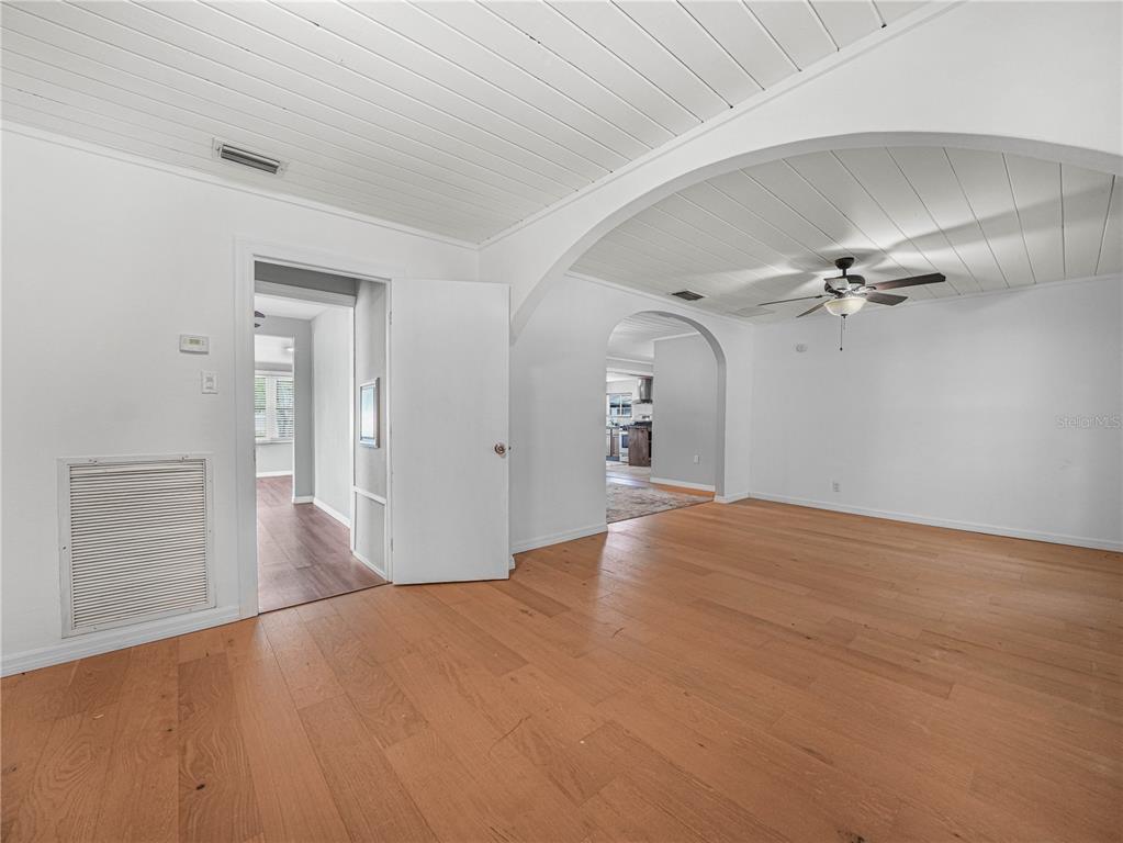 201 Brooks Road Frostproof, FL 33843 - Photo 8 of 25