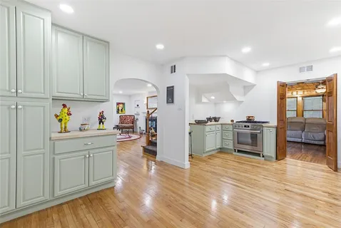 $389,000 | 311 Circle Drive, Dallas, TX 75224