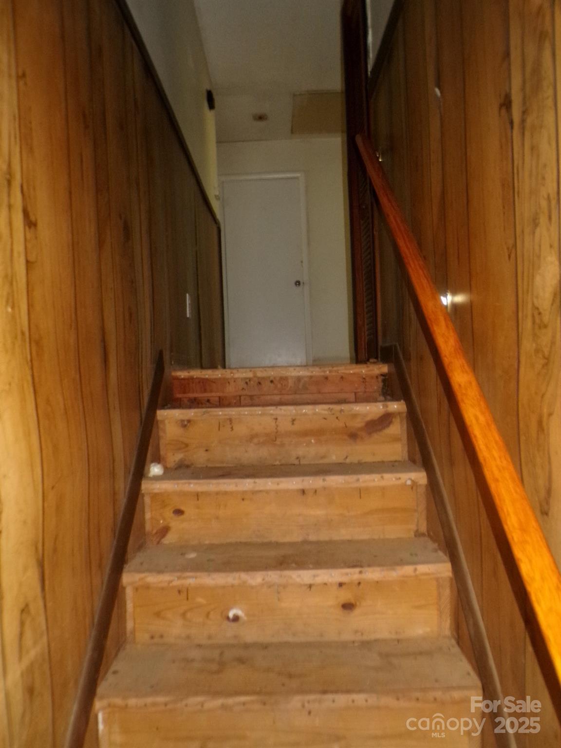 620 Hutch Mountain Road Fletcher, NC 28732 - Photo 19 of 22 a view of entryway