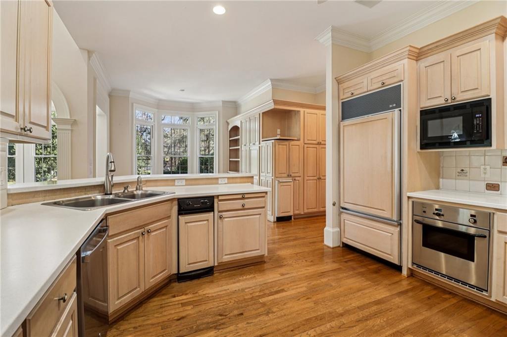 1020 Ven Villa Road Marietta, GA 30062 - Photo 12 of 50