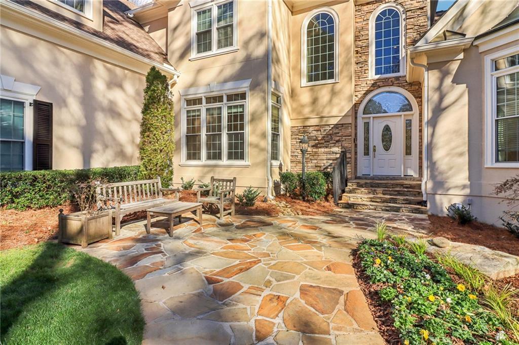 1020 Ven Villa Road Marietta, GA 30062 - Photo 3 of 50