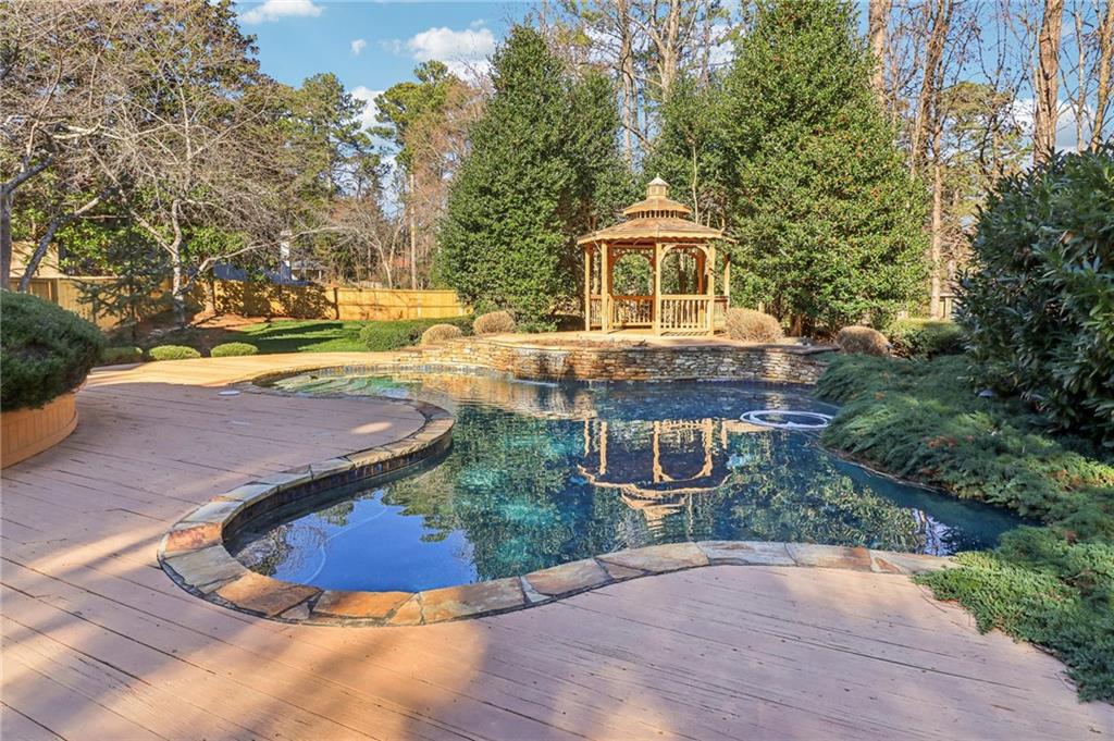 1020 Ven Villa Road Marietta, GA 30062 - Photo 42 of 50