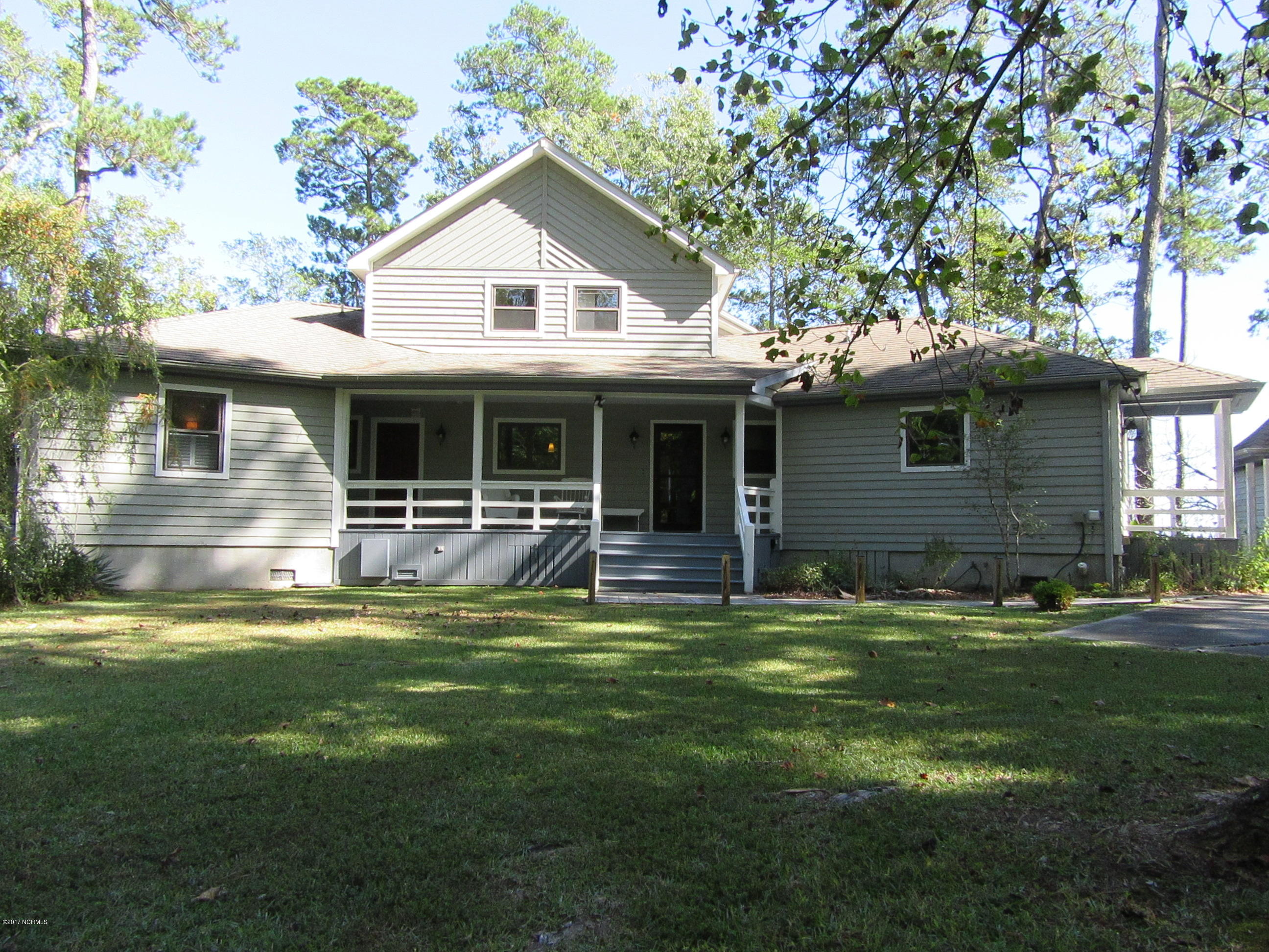 983 Hardison Lee Farm Road Arapahoe, NC 28510 - Photo 1 of 12 House Front (facing road)