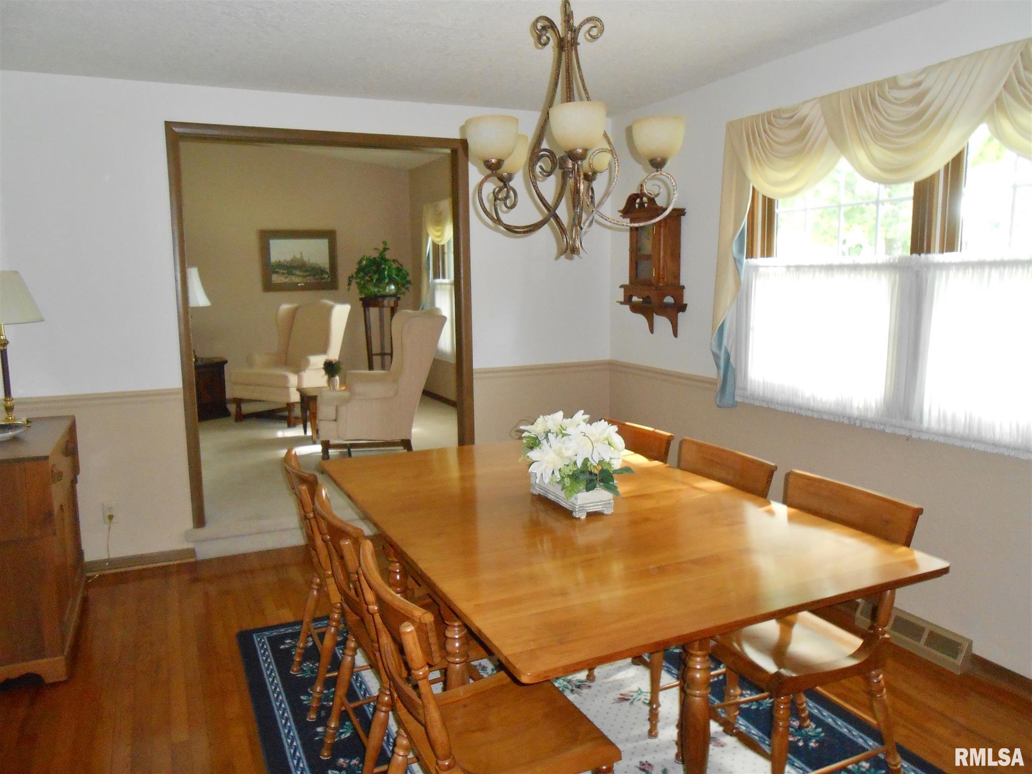 4212 Jersey Ridge Road Davenport, IA 52807 - Photo 13 of 26 Gallery Image 13