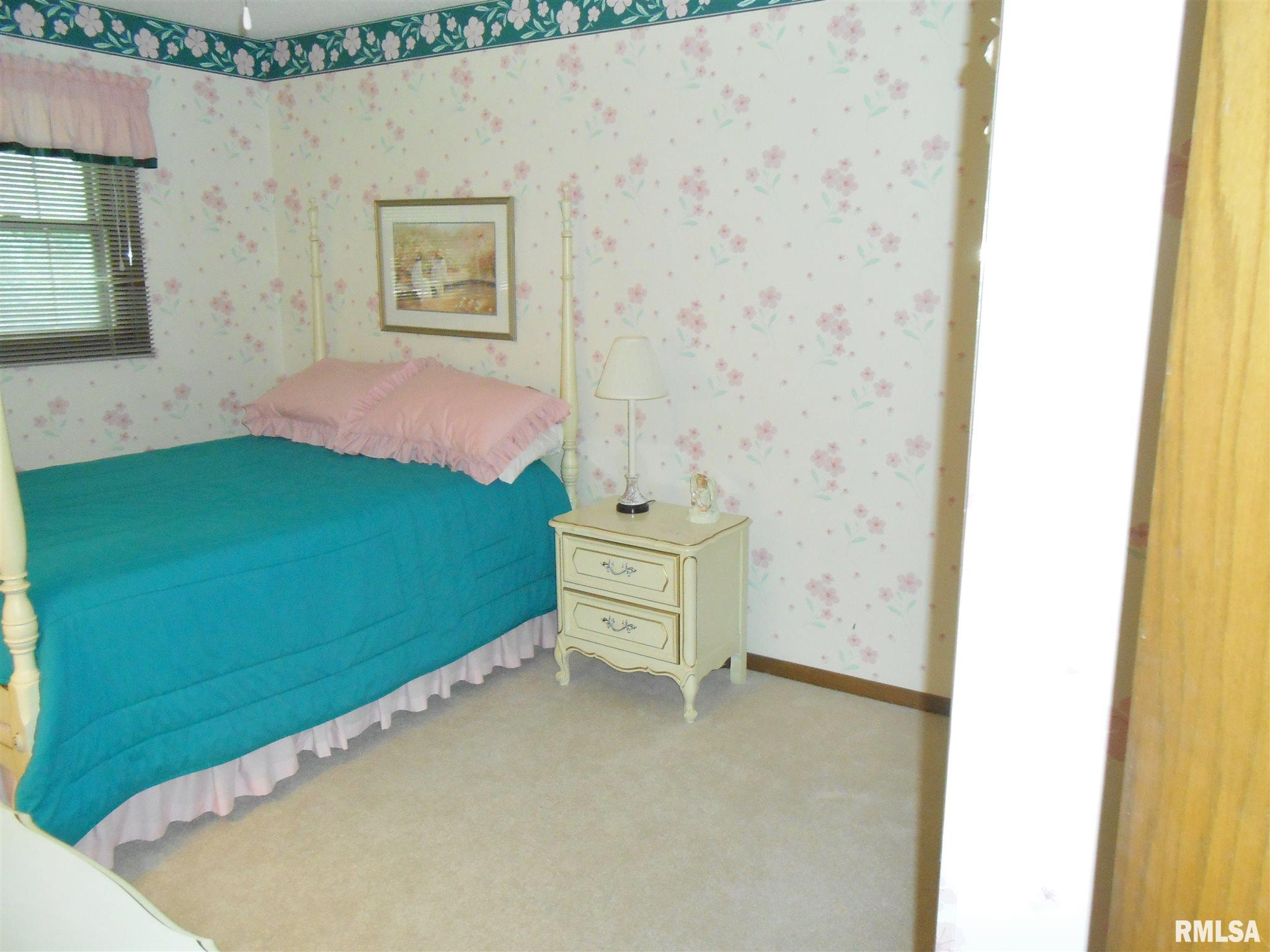 4212 Jersey Ridge Road Davenport, IA 52807 - Photo 19 of 26 Gallery Image 19