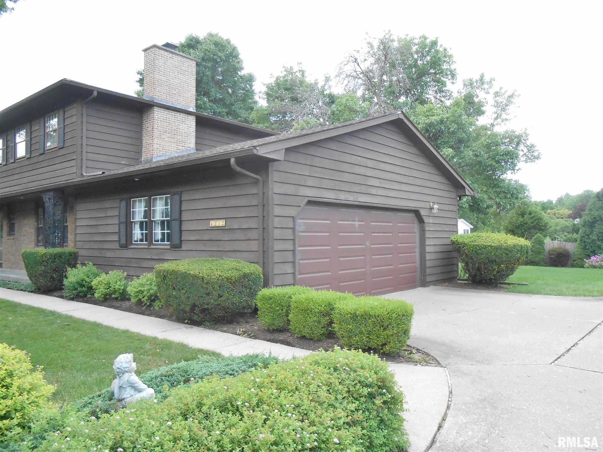 4212 Jersey Ridge Road Davenport, IA 52807 - Photo 2 of 26 Gallery Image 2