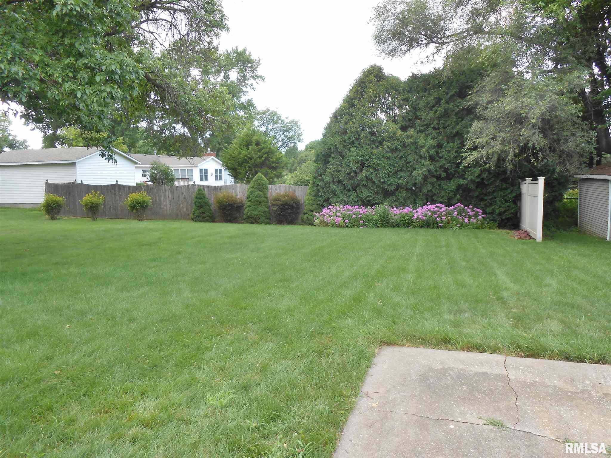 4212 Jersey Ridge Road Davenport, IA 52807 - Photo 25 of 26 Gallery Image 25