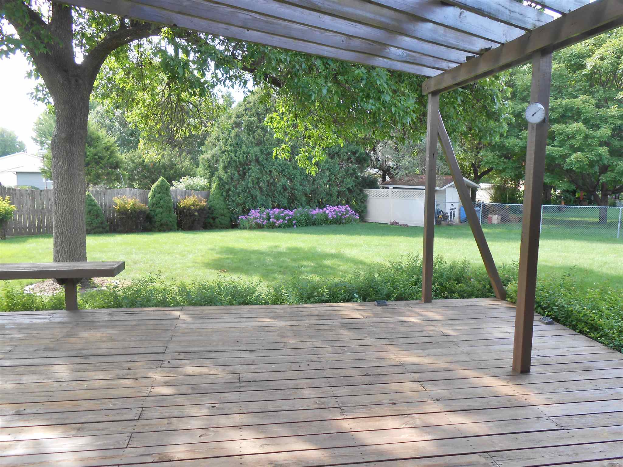 4212 Jersey Ridge Road Davenport, IA 52807 - Photo 4 of 26 Gallery Image 4