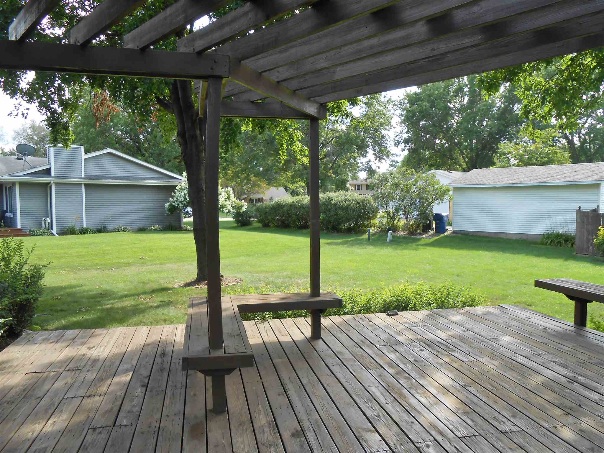 4212 Jersey Ridge Road Davenport, IA 52807 - Photo 5 of 26 Gallery Image 5