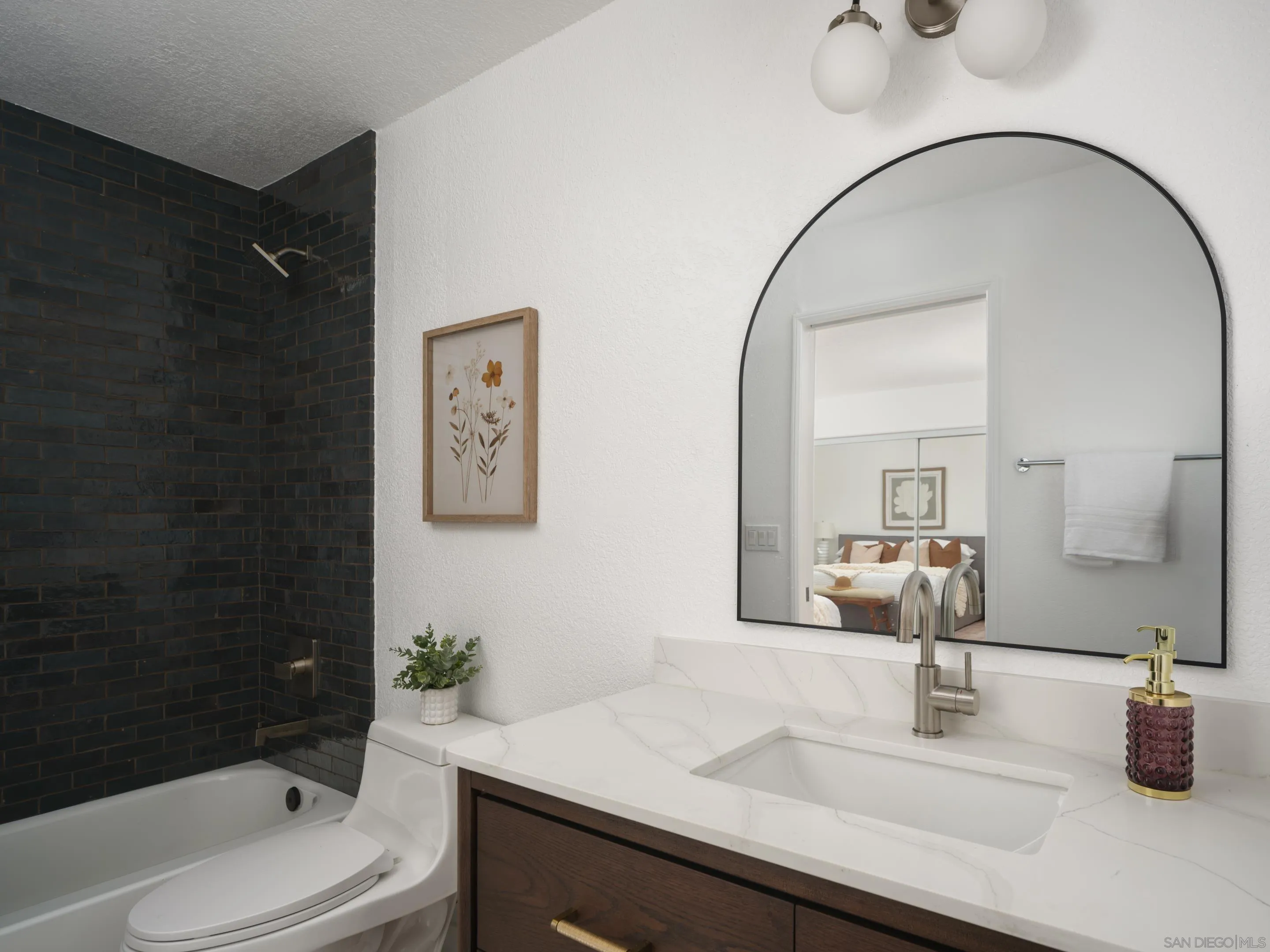 4630 Pannonia Road Carlsbad, CA 92008 - Photo 19 of 29 Gallery Image 19
