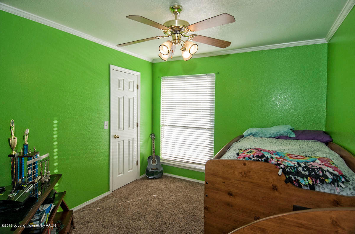 7508 Sheldon Road Amarillo, TX 79119 - Photo 24 of 39 BEDROOM 3 VIEW 1