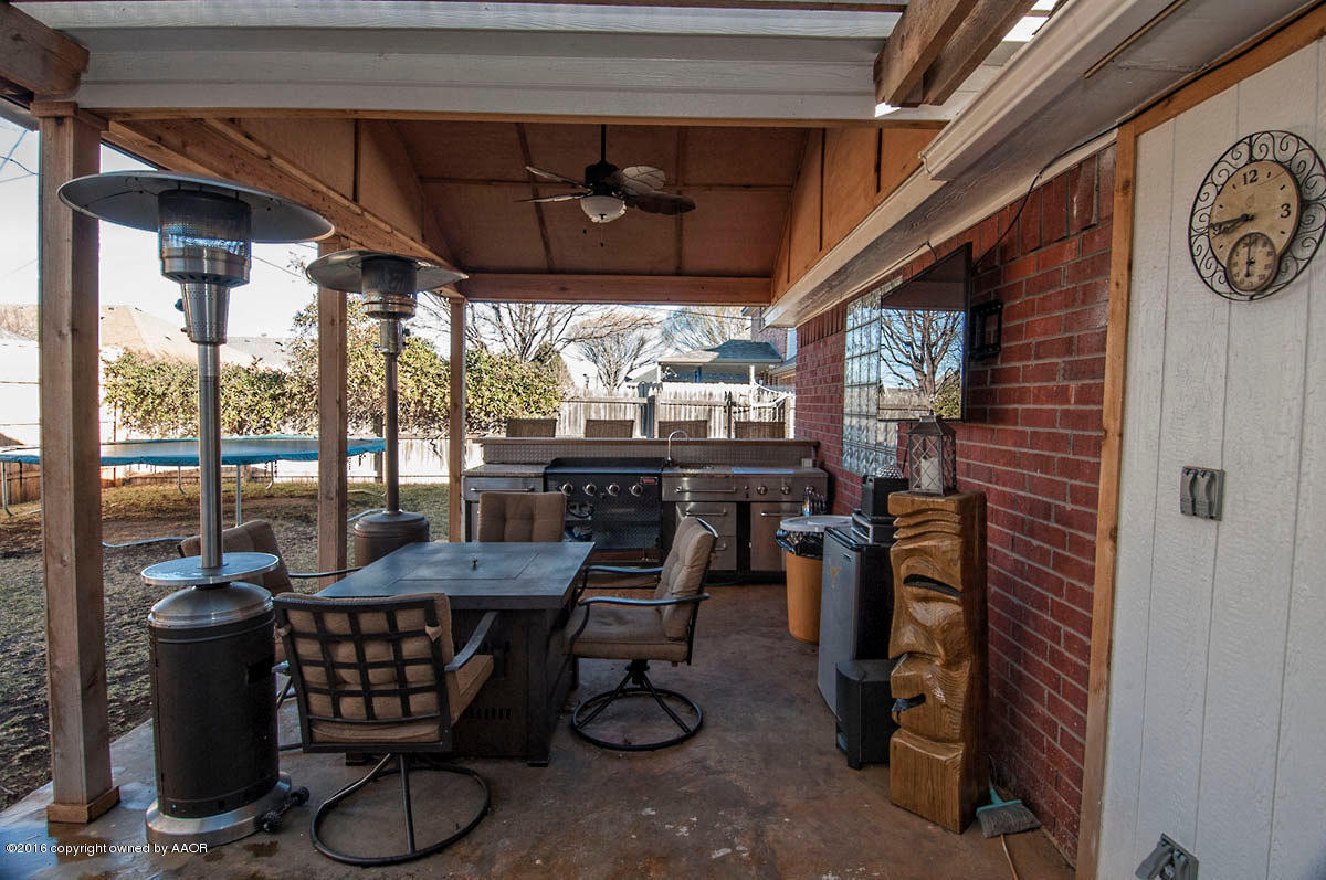 7508 Sheldon Road Amarillo, TX 79119 - Photo 32 of 39 PATIO VIEW 2