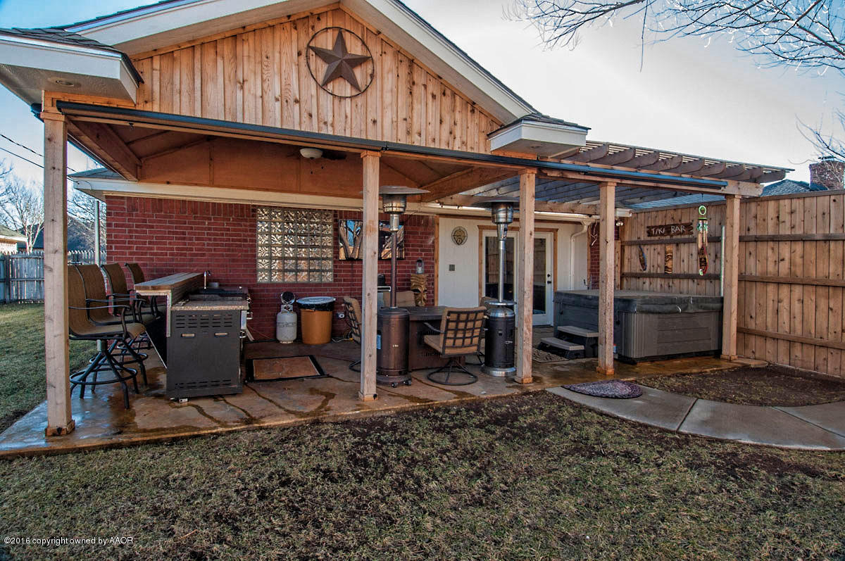 7508 Sheldon Road Amarillo, TX 79119 - Photo 34 of 39 PATIO VIEW 4