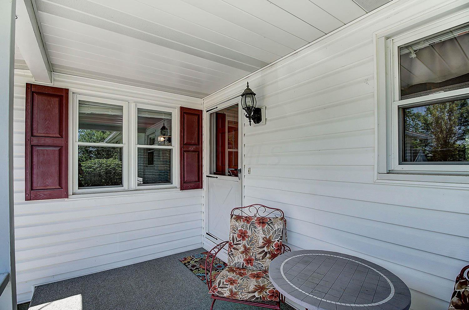 13 Spring Street Pataskala, OH 43062 - Photo 5 of 37 Gallery Image 5