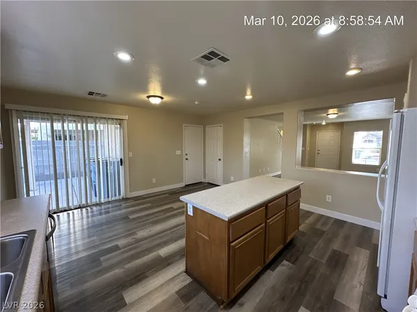 $1,800 | 5023 Volcanic Rock Lane, Las Vegas, NV 89122