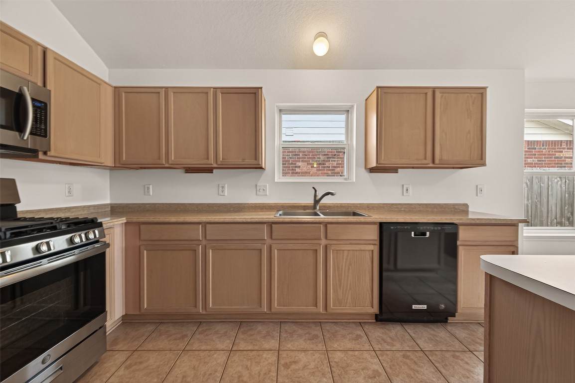 554 Cypresswood Trace Spring, TX 77373 - Photo 19 of 40