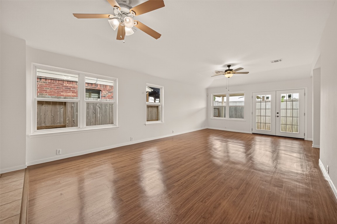 554 Cypresswood Trace Spring, TX 77373 - Photo 8 of 40