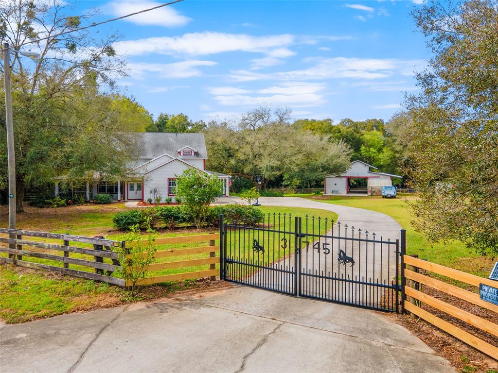31745 Trilby Road Dade City, FL 33523 - Photo 1 of 1