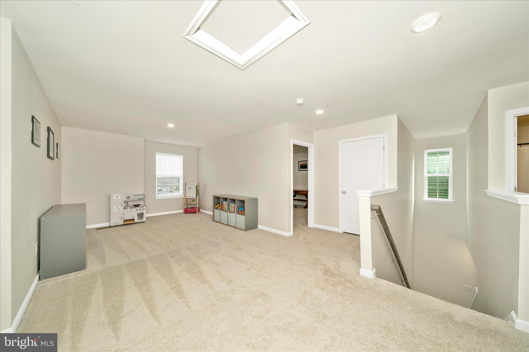 2086 Pomona Way Frederick, MD 21702 - Photo 15 of 77 2nd Story Family Room