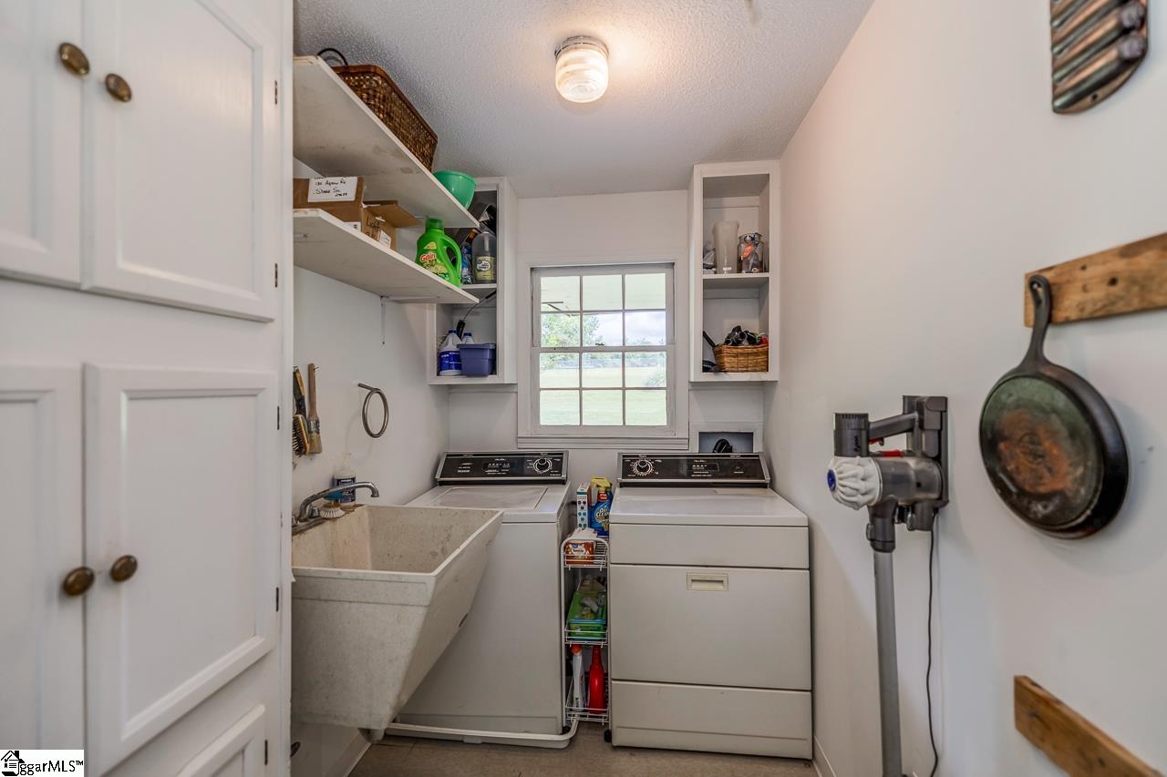 1311 Agnew Road Starr, SC 29684 - Photo 12 of 36 Gallery Image 12