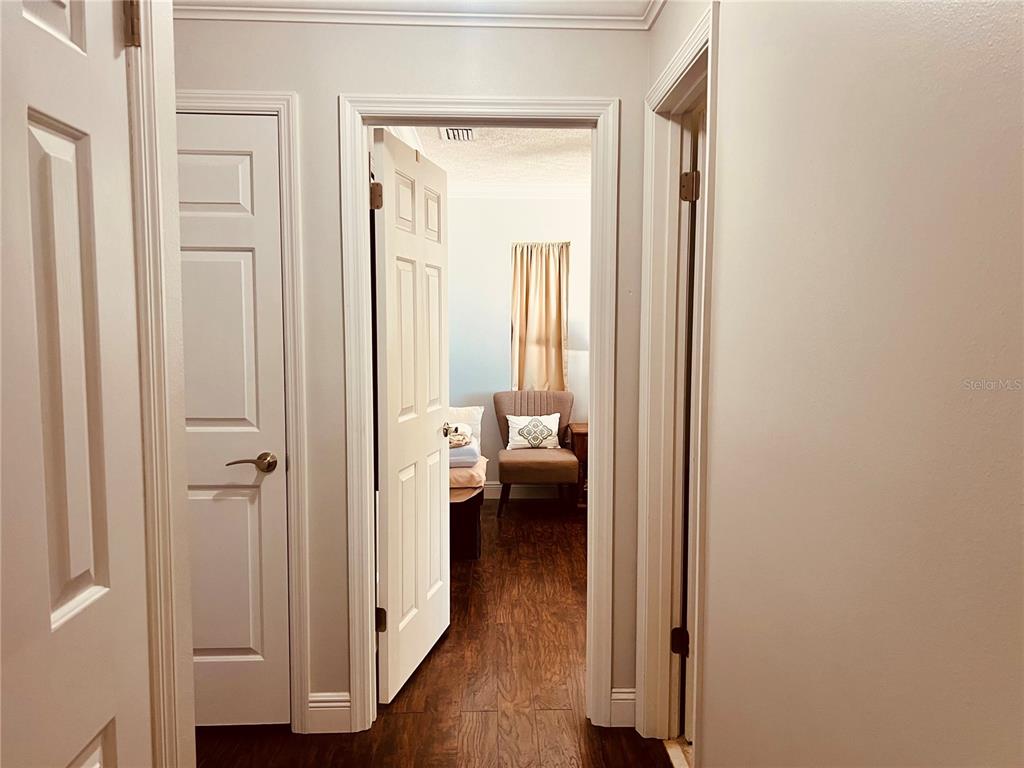 7961 West Riverbend Road Crystal River, FL 34428 - Photo 27 of 40 a view of a livingroom from a hallway