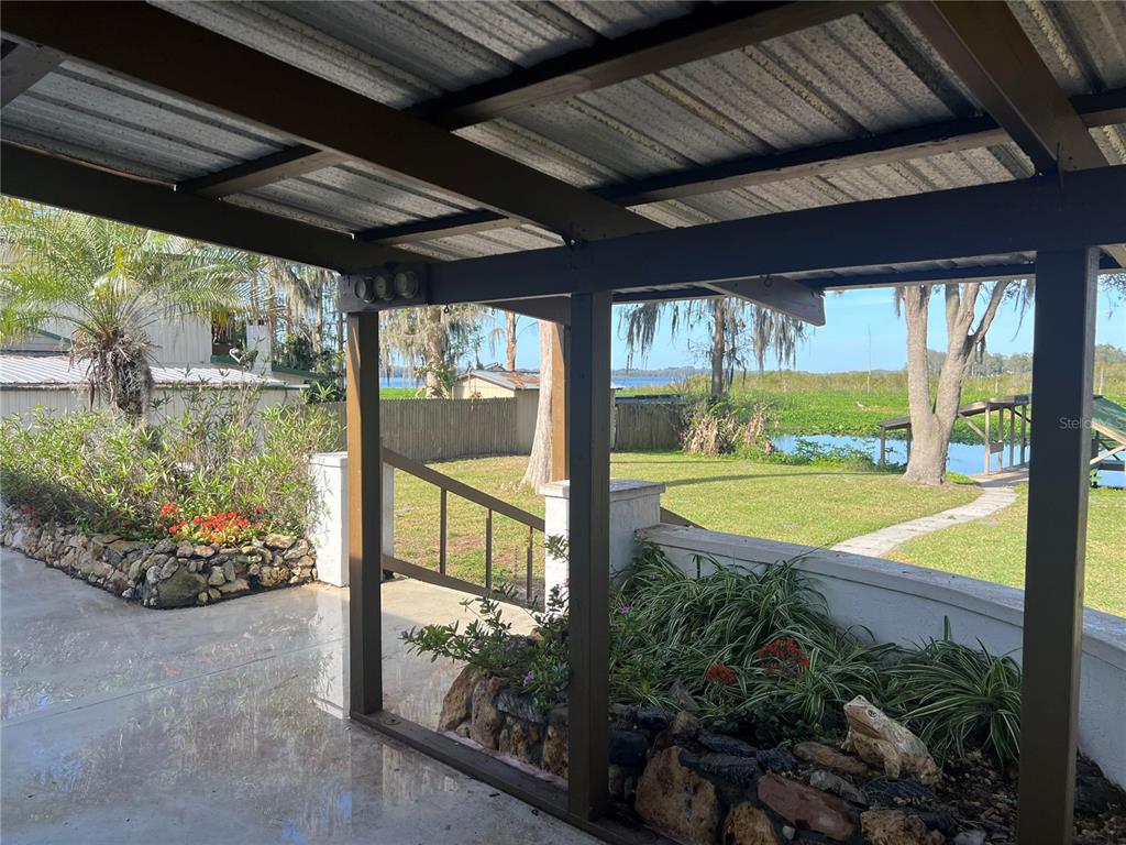 7961 West Riverbend Road Crystal River, FL 34428 - Photo 31 of 40 a view of a indoor swimming pool