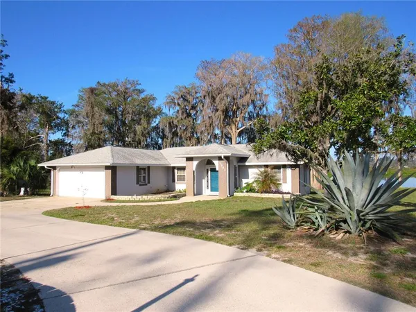 $455,000 | 7961 West Riverbend Road, Crystal River, FL 34428