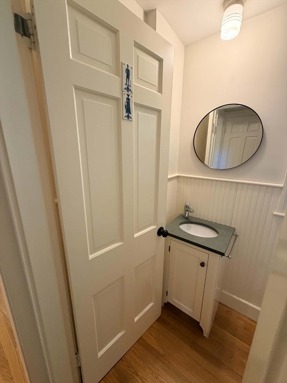 41 Locust Avenue Lexington, MA 02421 - Photo 24 of 34 Gallery Image 24