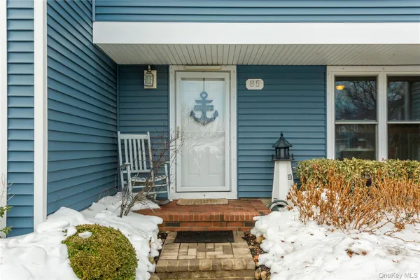 $719,876 | 100 Baker Court, Unit 85, Island Park, NY 11558
