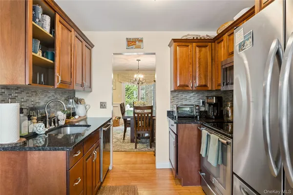$719,876 | 100 Baker Court, Unit 85, Island Park, NY 11558