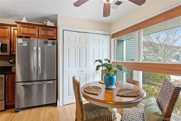 $719,876 | 100 Baker Court, Unit 85, Island Park, NY 11558