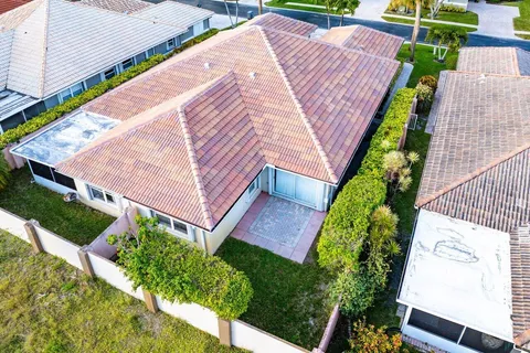 $449,000 | 5505 Grande Palm Circle, Delray Beach, FL 33484