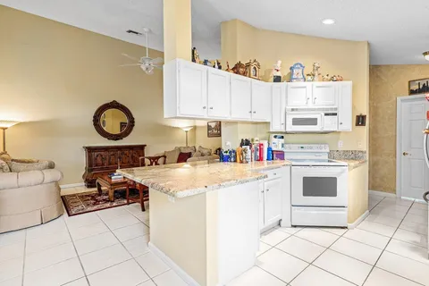 $449,000 | 5505 Grande Palm Circle, Delray Beach, FL 33484