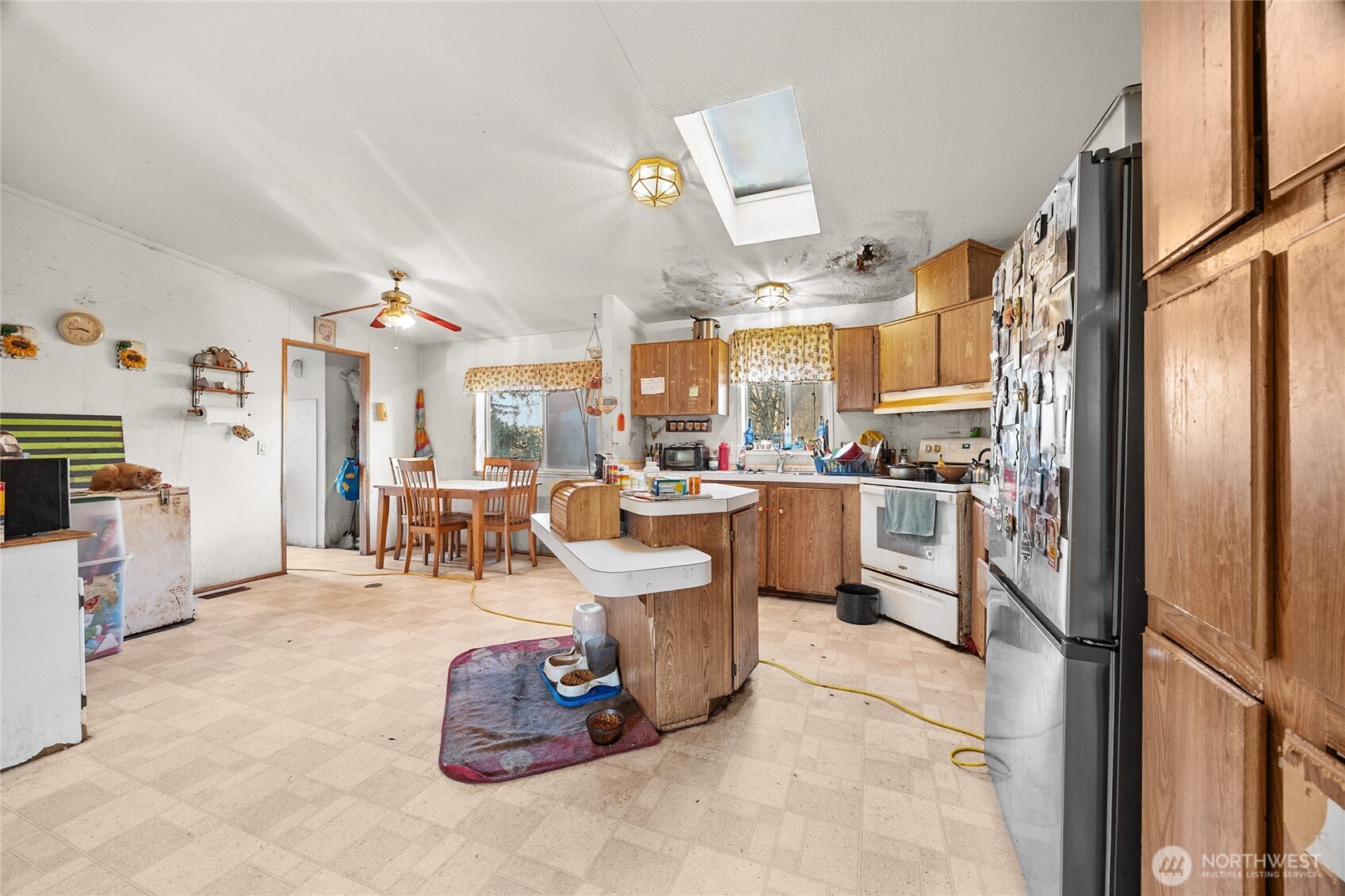 1246 Ivy Road Bremerton, WA 98310 - Photo 10 of 33