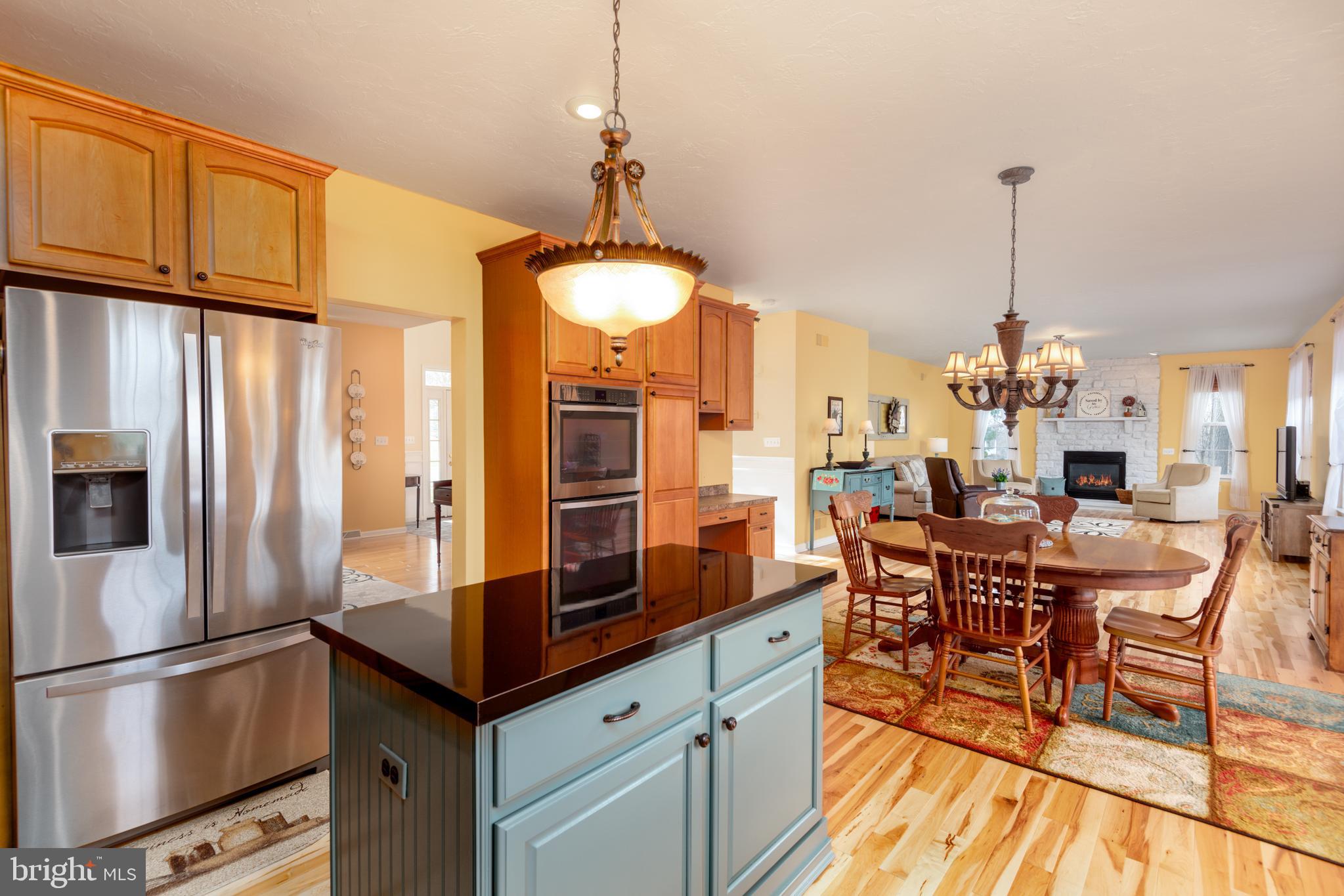 100 Ridgewood Drive Hanover, PA 17331 - Photo 11 of 60 Kitchen - level 1