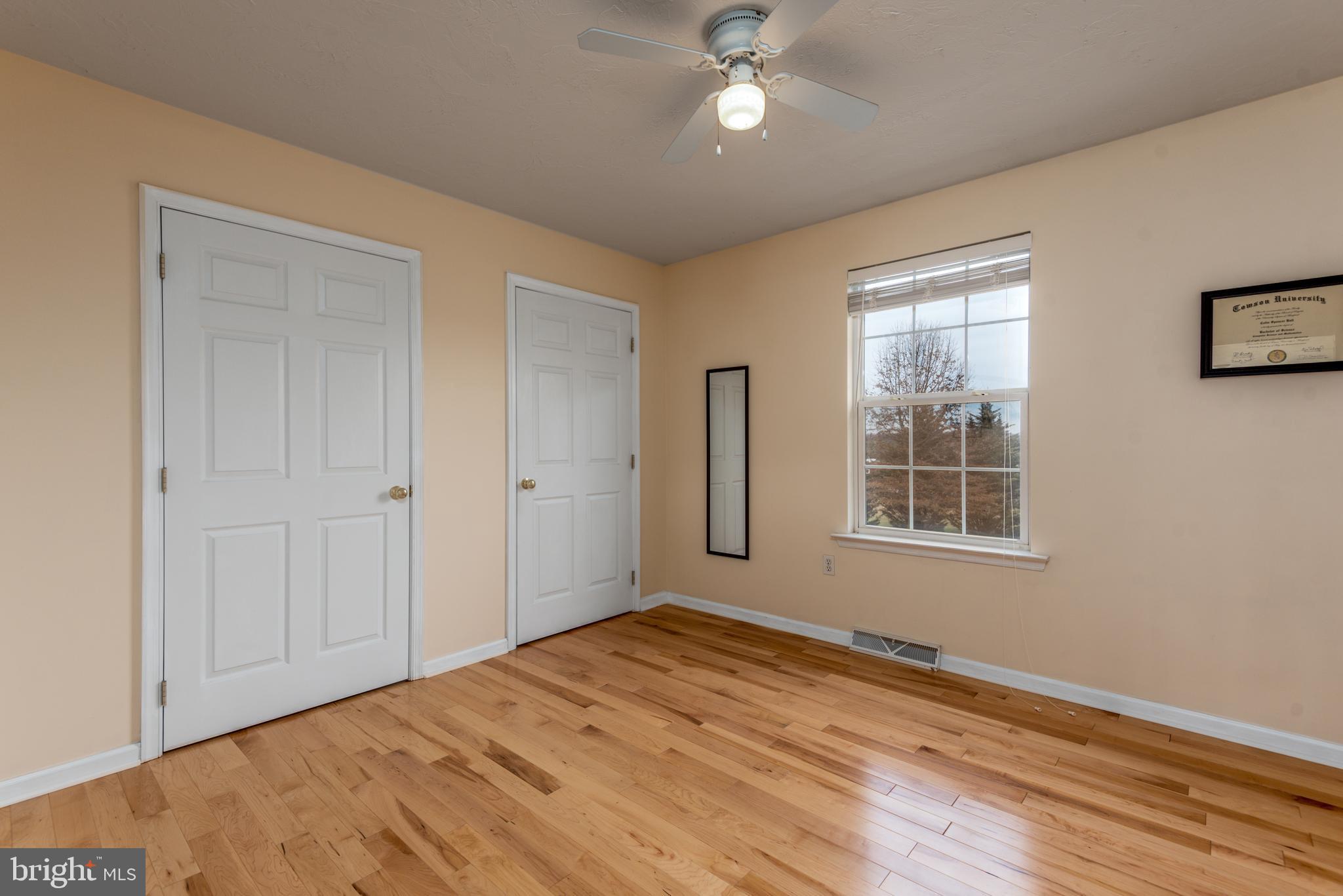100 Ridgewood Drive Hanover, PA 17331 - Photo 35 of 60 Bedroom 4 - level 2
