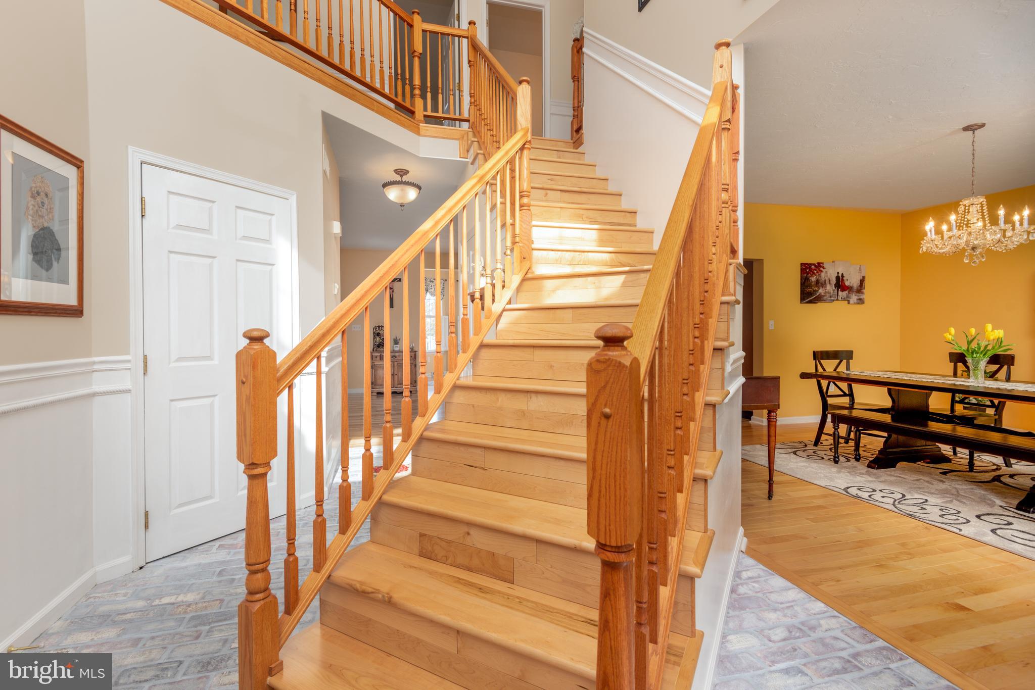 100 Ridgewood Drive Hanover, PA 17331 - Photo 7 of 60 Foyer - level 1