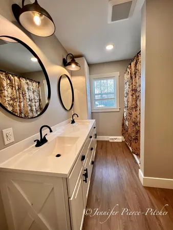 $419,999 | 7439 Eastlane Avenue, Jenison, MI 49428